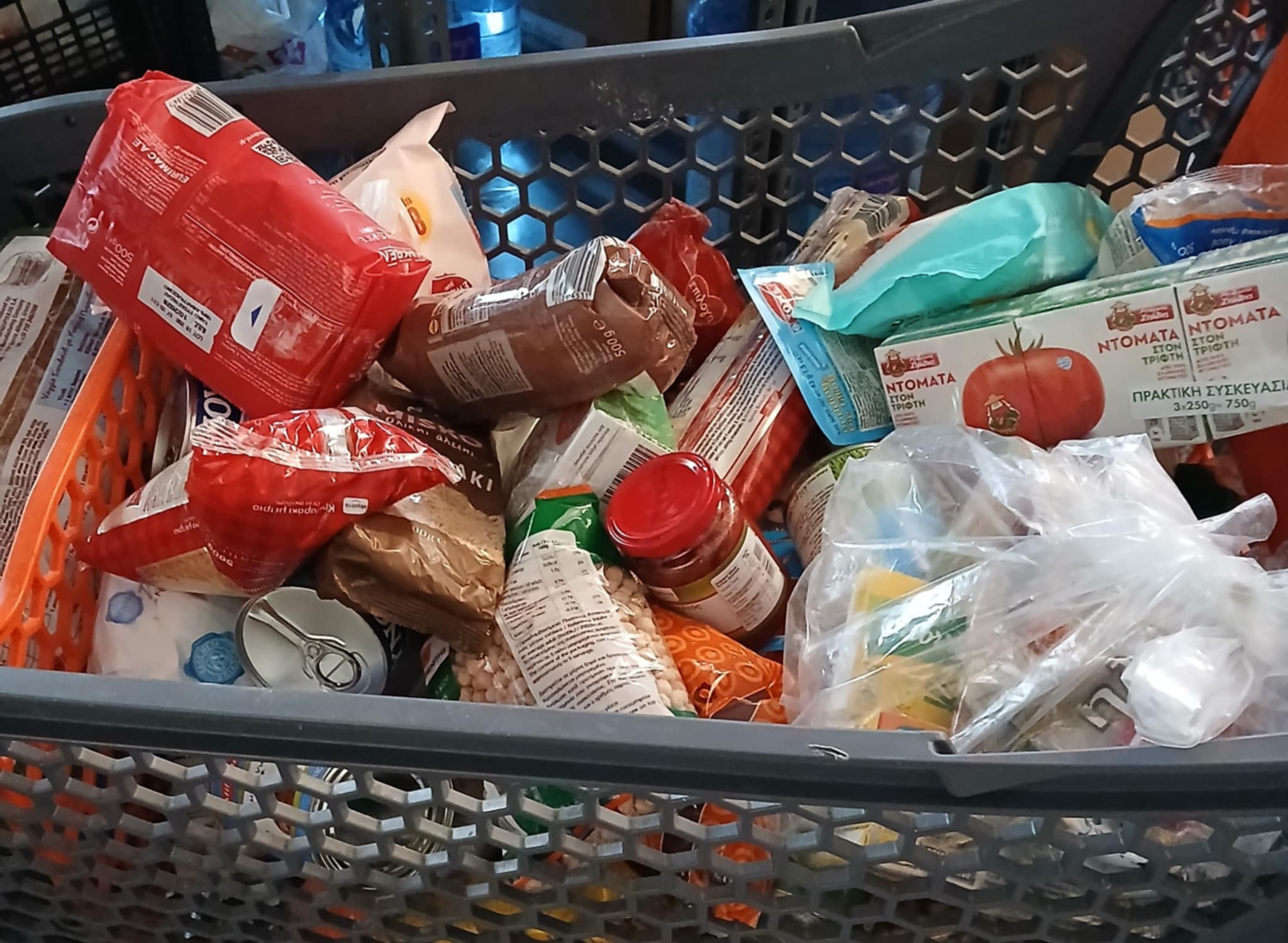 ΣΥΛΛΟΓΗ_ΤΡΟΦ.ΑΠΟ_ΣΧΟΛΕΙΑ_18.12.25_-4.jpg